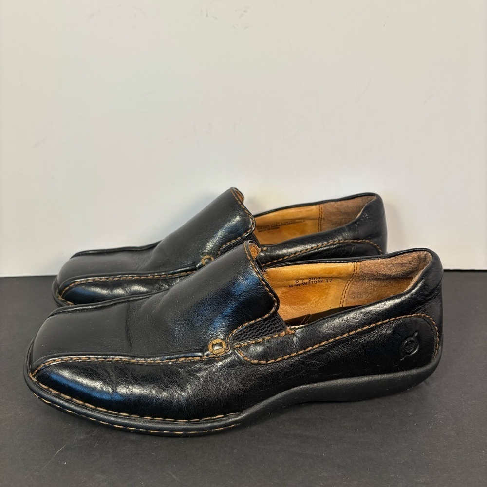 Born Black Leather Loafers Women’s 6 / EU 36.5 Comfort Slip-On Casual Shoes